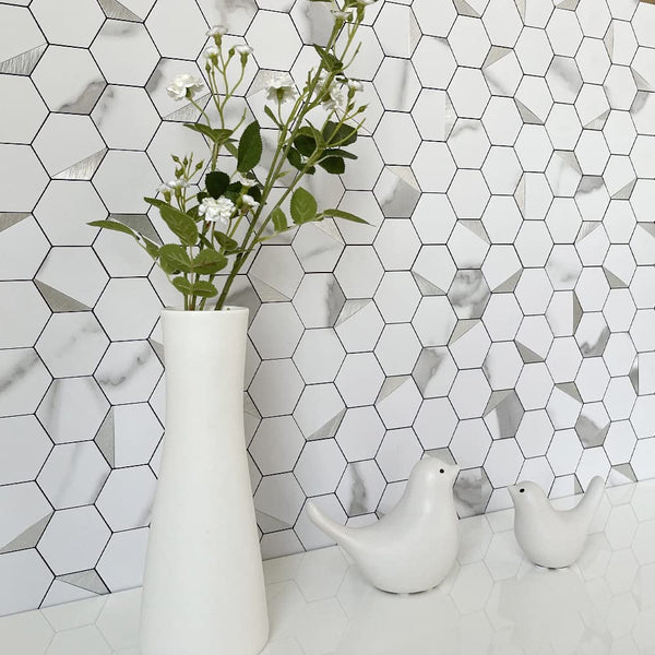 White Marble Look Hexagon PVC Mixed Silver Metal Chips